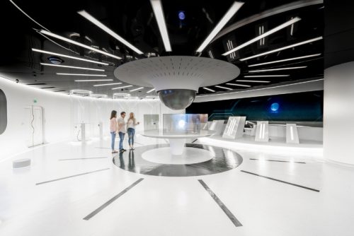 公司歷史文化展廳設(shè)計(jì)，資深企業(yè)一般用這樣的思路策劃！