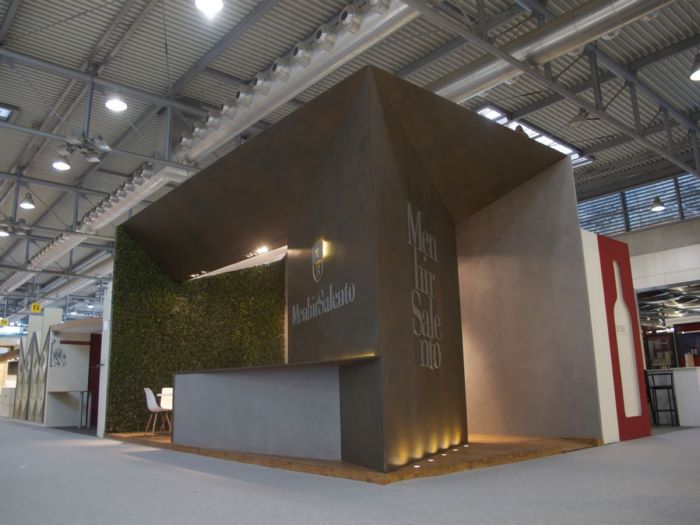 分析展廳設(shè)計